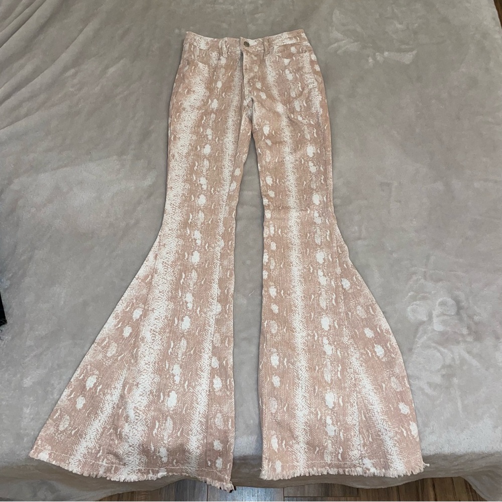 saints & hearts flare jeans